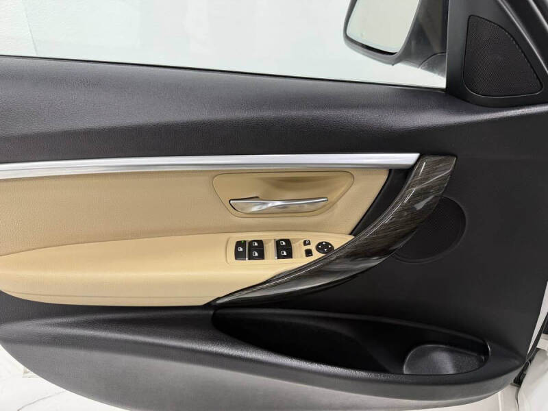 2017 BMW 3 Series 330i