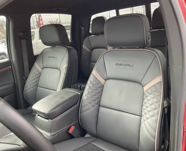 2023 GMC Canyon Denali