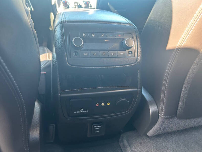 2015 GMC Acadia Denali