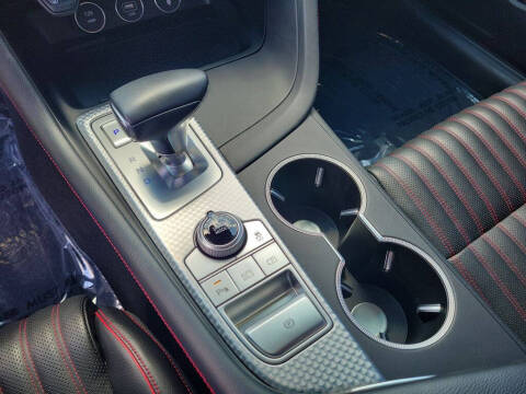 2022 Genesis G70
