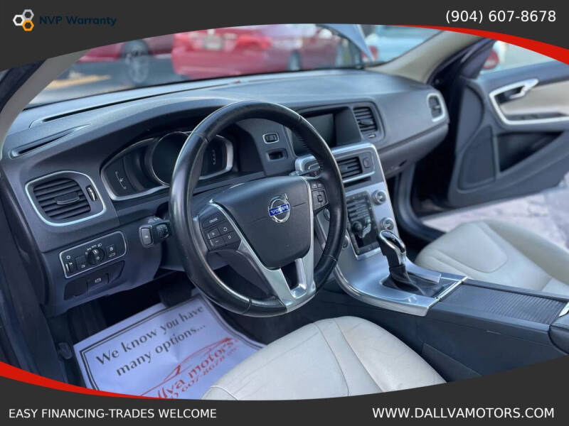 2017 Volvo V60 T5 Premier