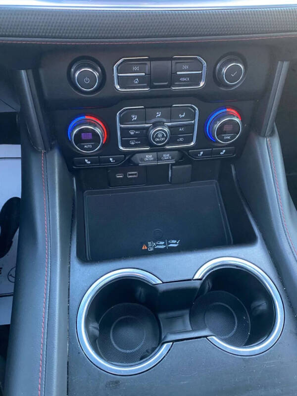 2021 Chevrolet Suburban RST