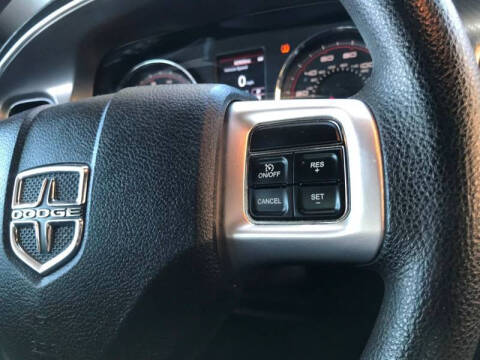 2012 Dodge Charger SE