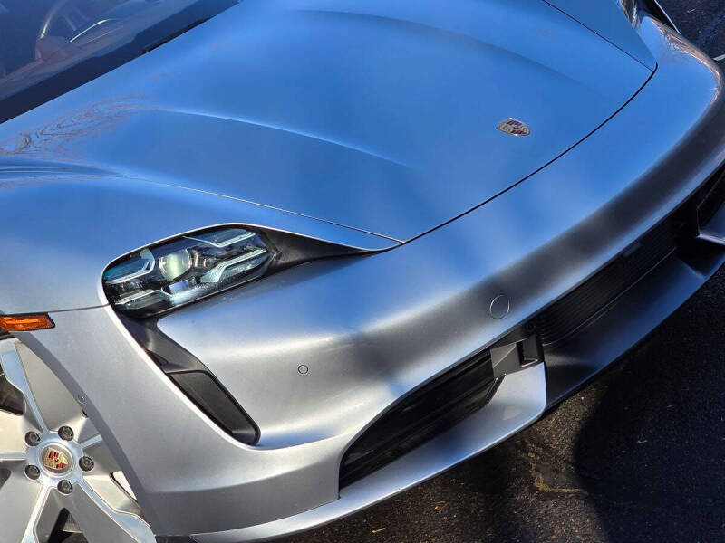 2020 Porsche Taycan Turbo