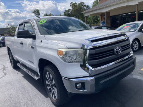 2014 Toyota Tundra SR5