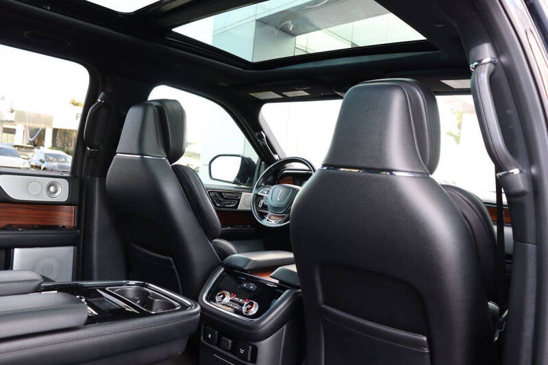 2019 Lincoln Navigator L Reserve