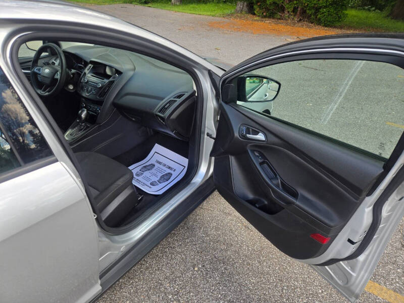 2017 Ford Focus SE