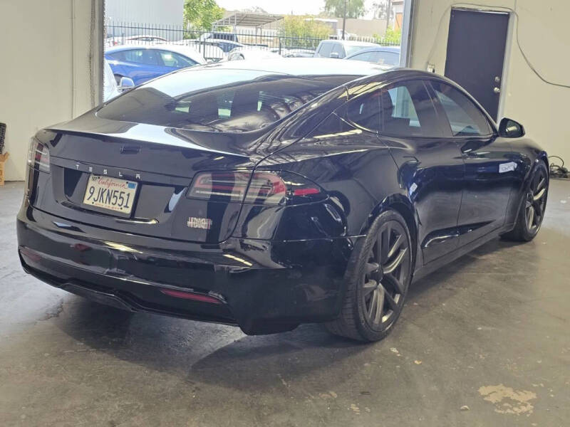 2023 Tesla Model S Plaid