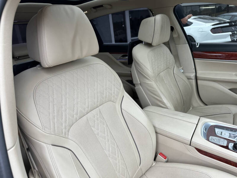 2017 BMW 7 Series ALPINA B7 xDrive