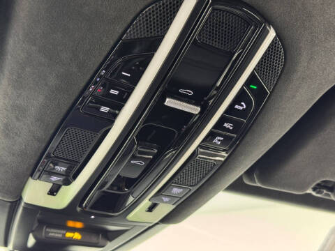 2021 Porsche Cayenne GTS