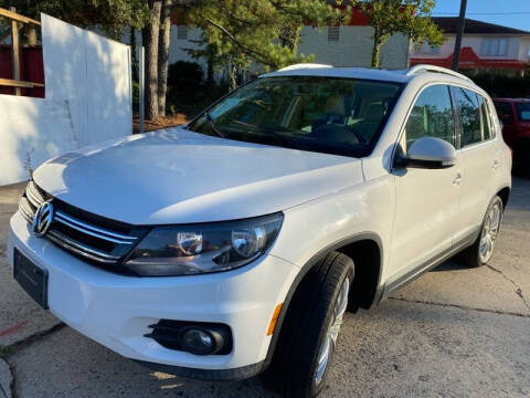 2012 Volkswagen Tiguan for sale at Car Online in Roswell GA