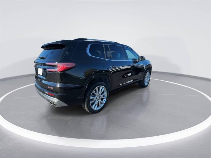 2024 GMC Acadia Denali