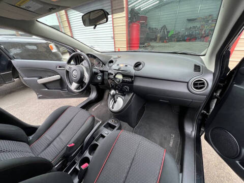 2014 Mazda MAZDA2 Touring
