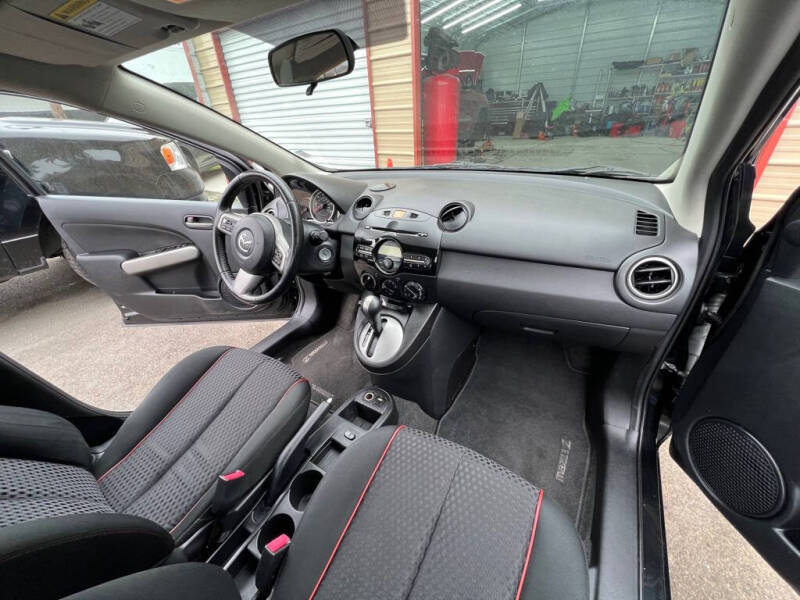 2014 Mazda MAZDA2 Touring