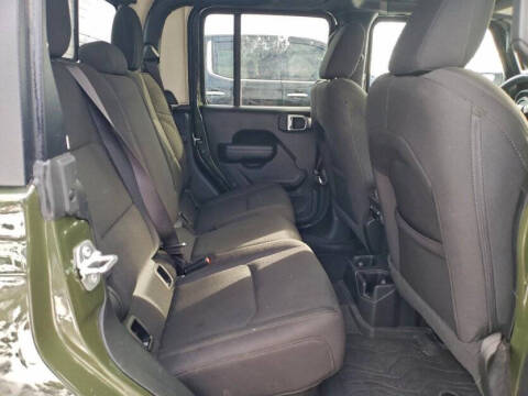 2022 Jeep Gladiator Sport