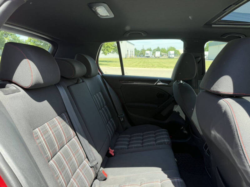 2013 Volkswagen GTI Wolfsburg Edition