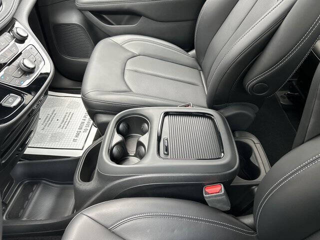 2024 Chrysler Pacifica Plug-In Hybrid