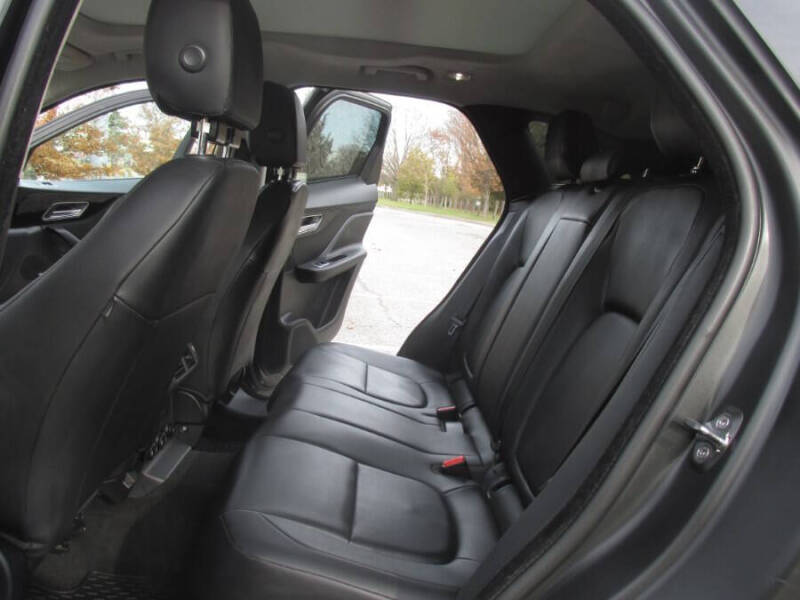 2019 Jaguar F-PACE 25t Premium