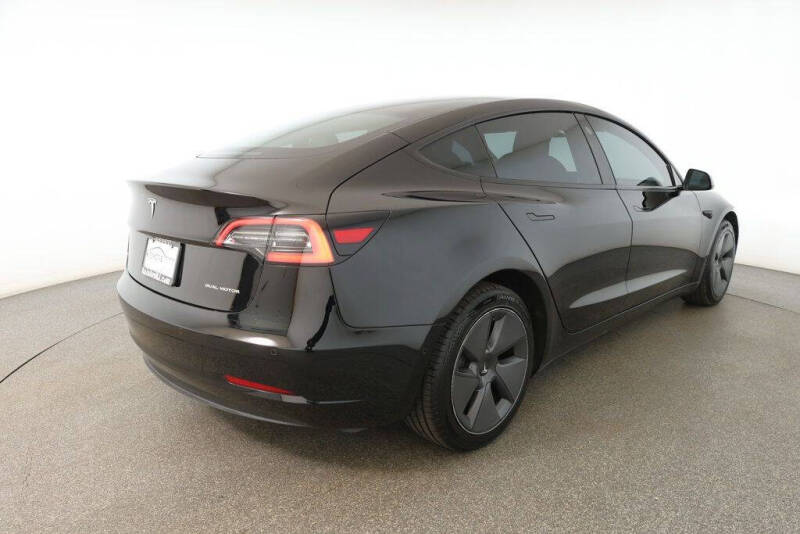 2021 Tesla Model 3 Standard Range Plus