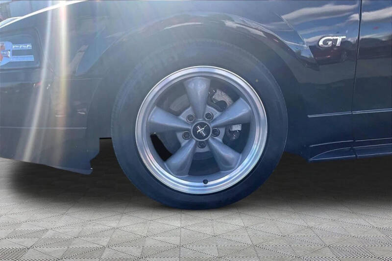 2002 Ford Mustang GT Deluxe