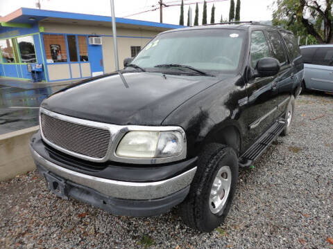 2002 Ford Expedition for sale at SAVALAN AUTO SALES in Gilroy CA