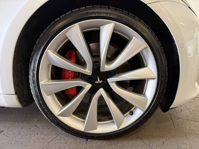 2018 Tesla Model 3 Performance