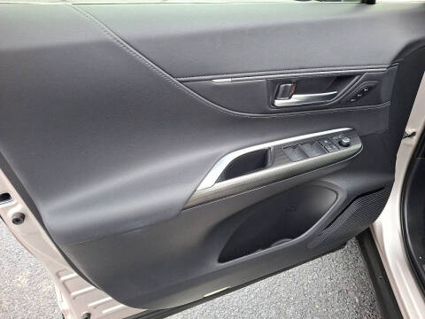 2022 Toyota Venza LE