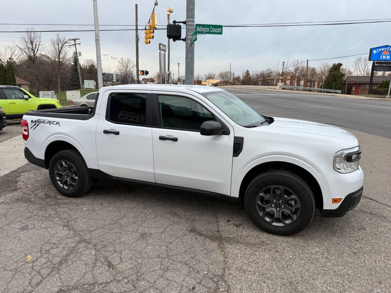 2023 Ford Maverick for sale at ONE PRICE AUTO in Mount Clemens, MI