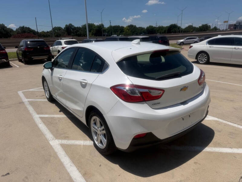 2017 Chevrolet Cruze LT Auto