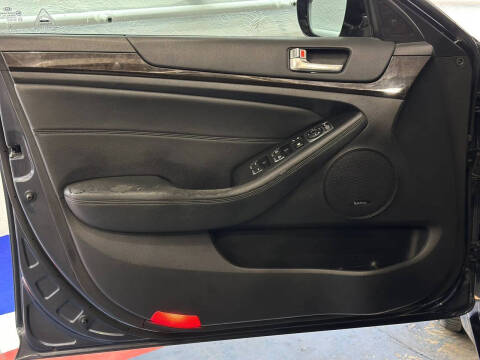 2014 Kia Cadenza Premium