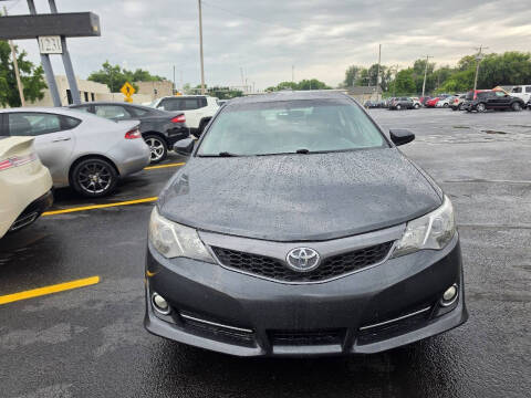 2014 Toyota Camry SE