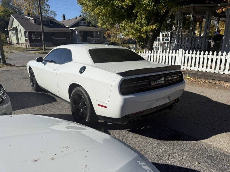 2018 Dodge Challenger SXT