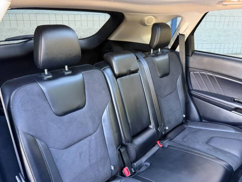 2018 Ford Edge Sport