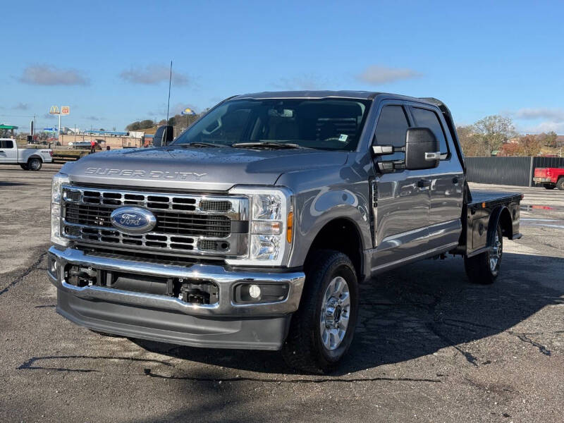 2023 Ford F-250 Super Duty XLT's photo