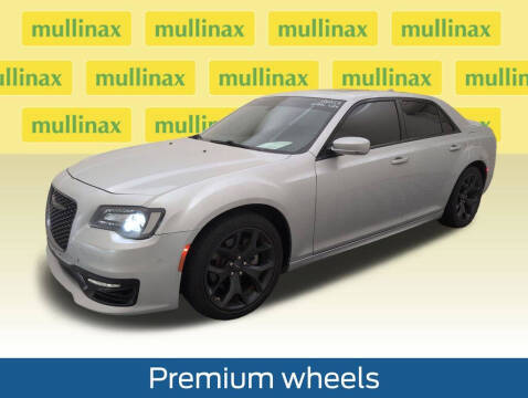 2022 Chrysler 300 S V8