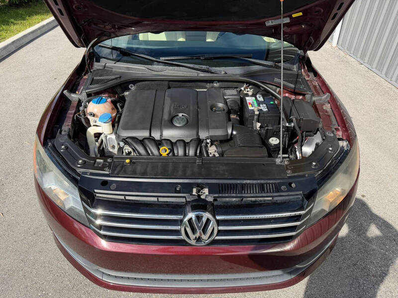 2013 Volkswagen Passat SE PZEV