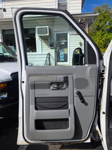 2011 Ford E-Series E-250