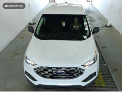 2020 Ford Edge SE