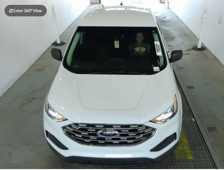 2020 Ford Edge SE