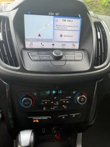 2017 Ford Escape SE