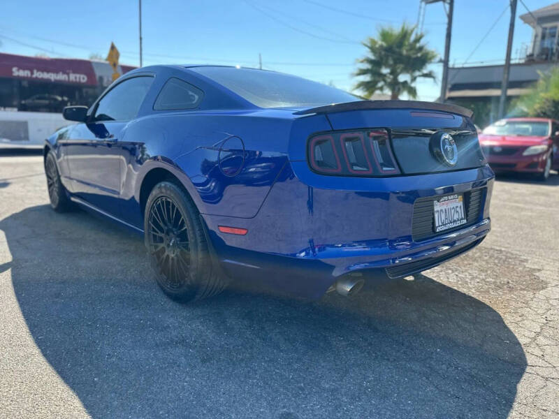 2014 Ford Mustang V6 Premium