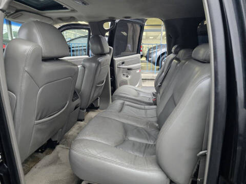 2003 GMC Yukon XL Denali