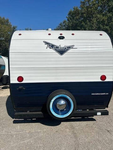2025 Riverside RV Retro