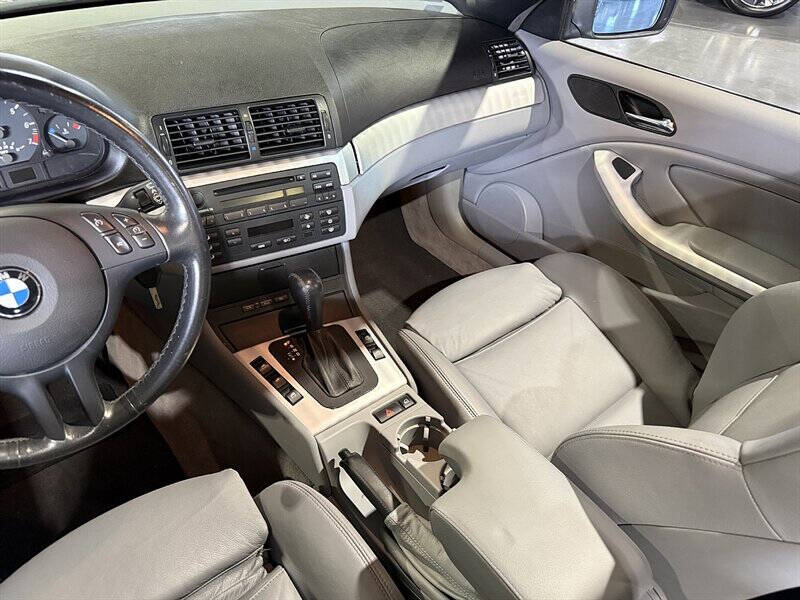 2004 BMW 3 Series 20