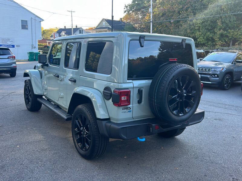 2024 Jeep Wrangler Sahara 4xe