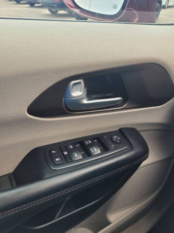 2018 Chrysler Pacifica Touring Plus