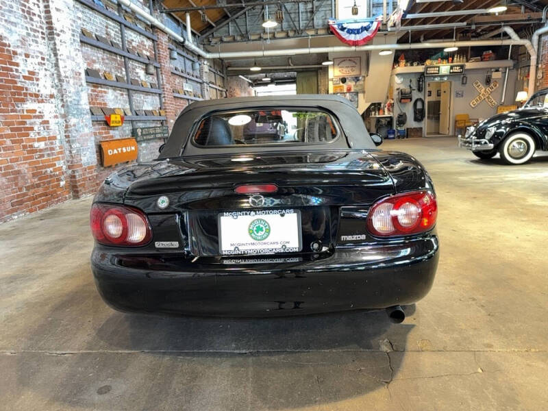 2002 Mazda MX-5 Miata