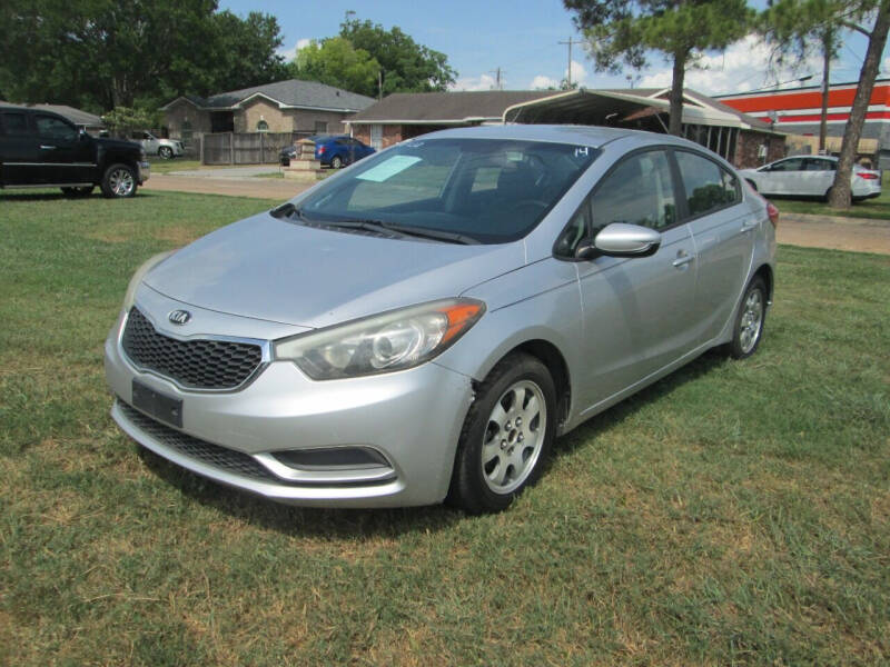 2014 Kia Forte for sale at BSA Used Cars in Pasadena TX