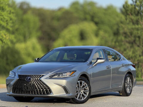 2022 Lexus ES 300h