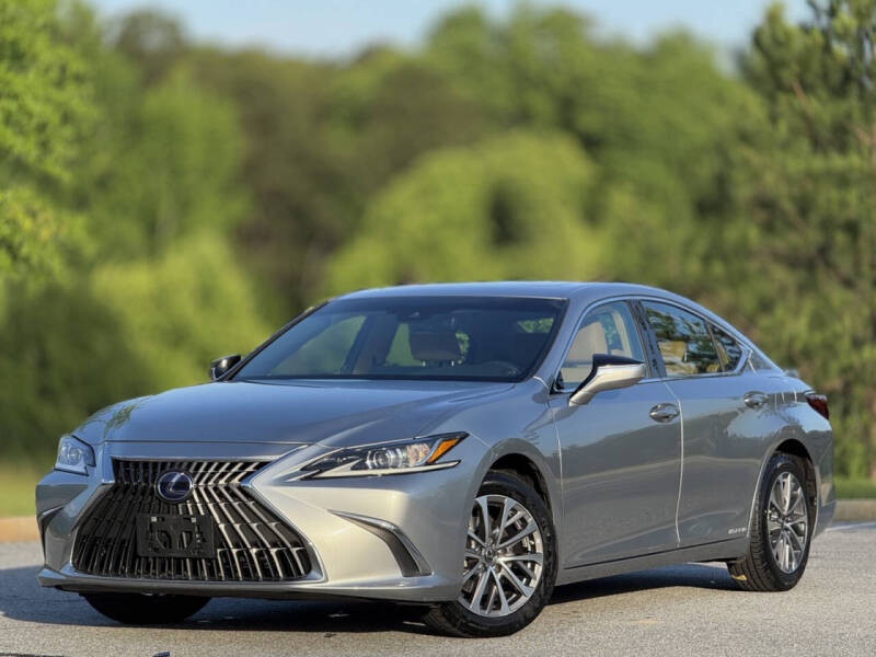 2022 Lexus ES 300h